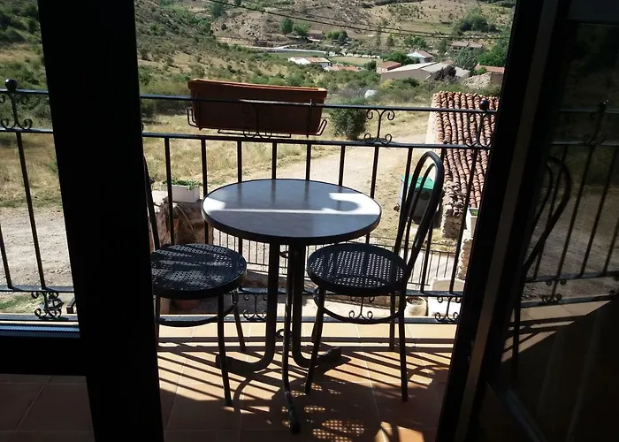 Apartamentos Las Fuentes Del Alto Tajo